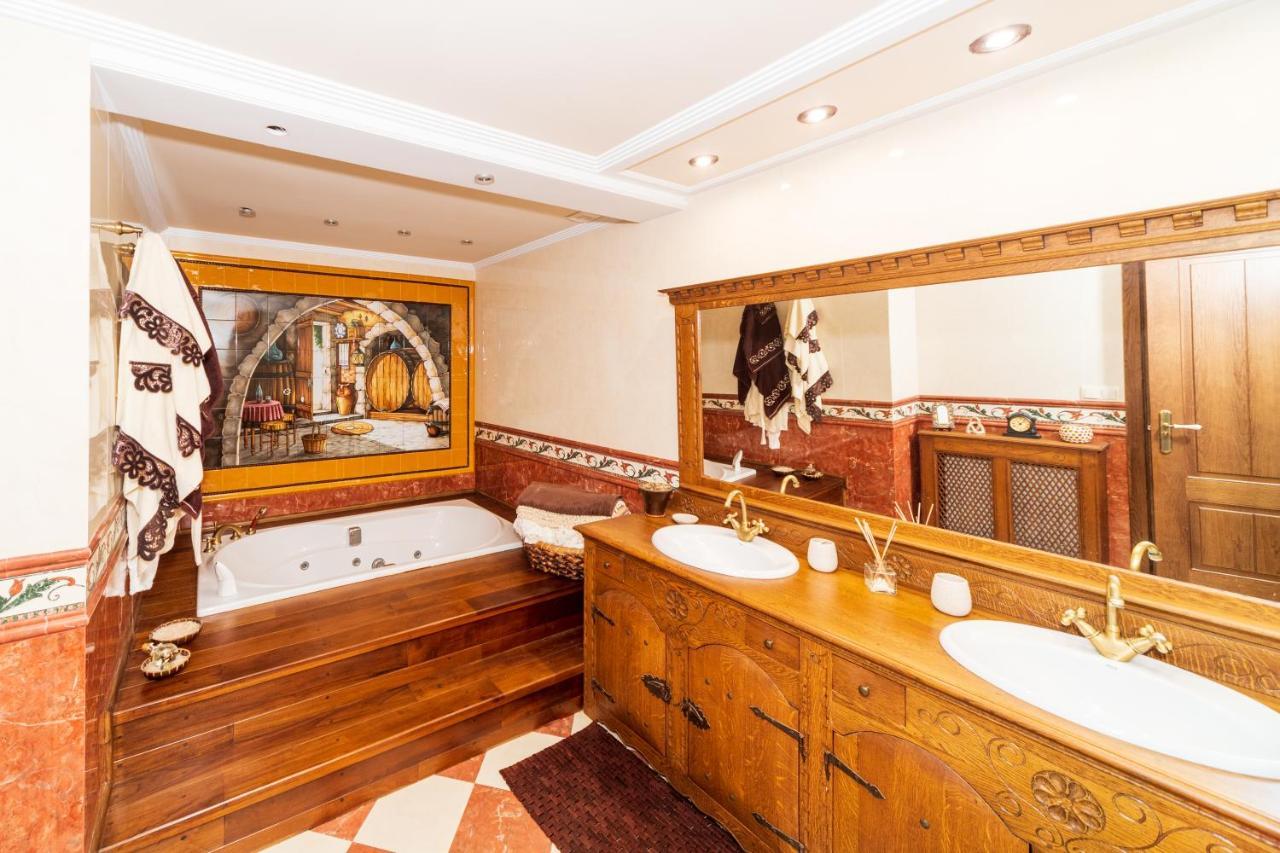 Villa Dolaretxe By Urdaibai Rentals Bilbao Esterno foto